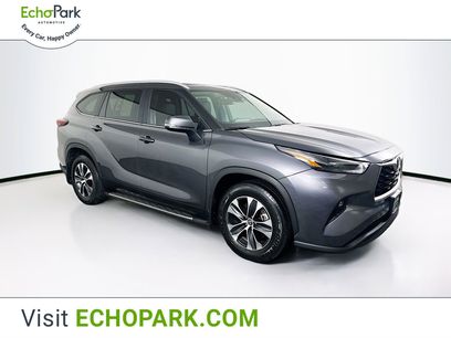 Used 2024 Toyota Highlander XLE