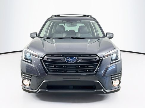 Used 2023 Subaru Forester Limited AWD/4WD image 2