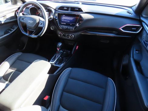 Used 2023 Chevrolet TrailBlazer RS w/ Convenience Package image 14