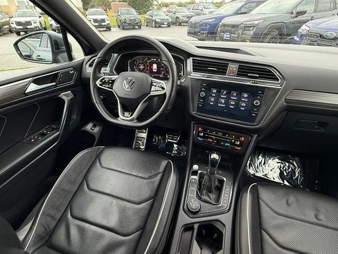 Used 2022 Volkswagen Tiguan SEL R-Line AWD/4WD image 29