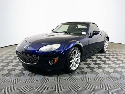 Used 2010 MAZDA MX-5 Miata Touring image 4