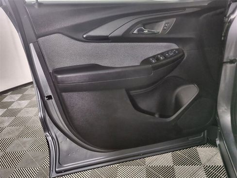 Certified 2023 Chevrolet TrailBlazer LT w/ LPO, Blackout Package image 21
