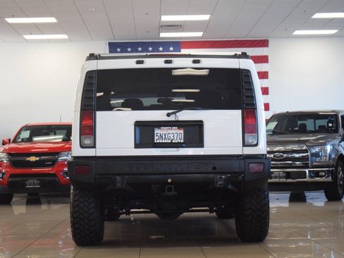 Used 2005 HUMMER H2 w/ Preferred Equipment Group AWD/4WD image 27