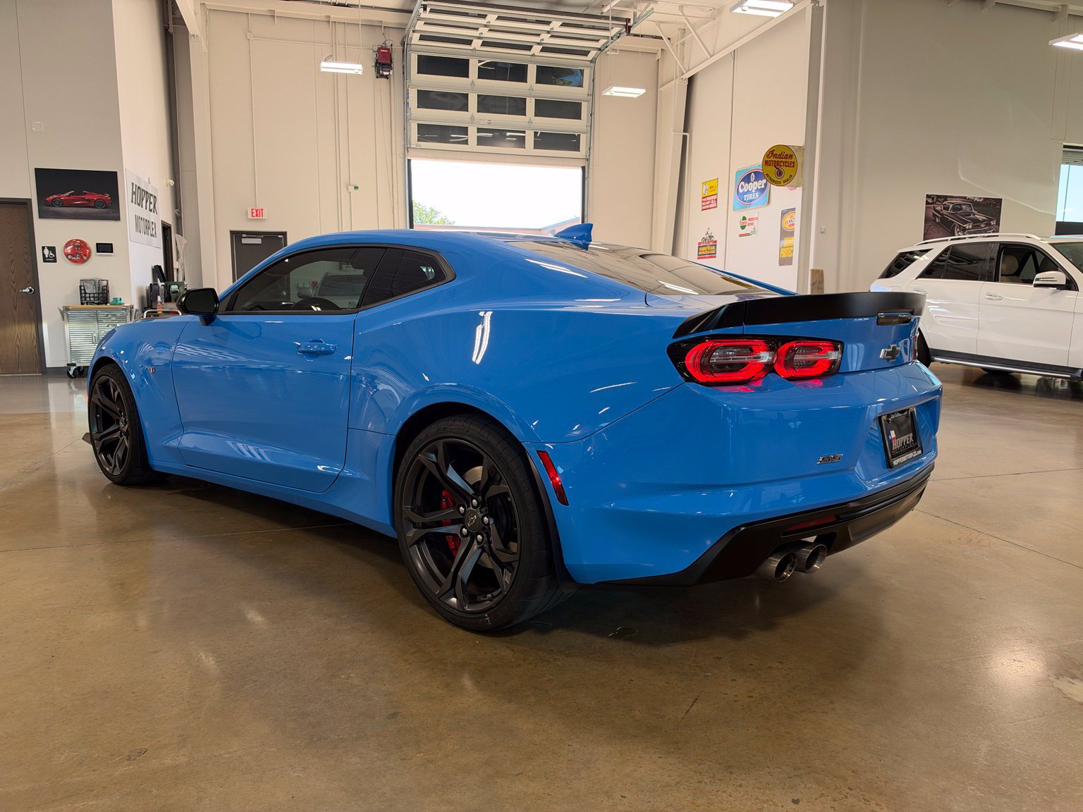 Used 2022 Chevrolet Camaro SS RWD image 6