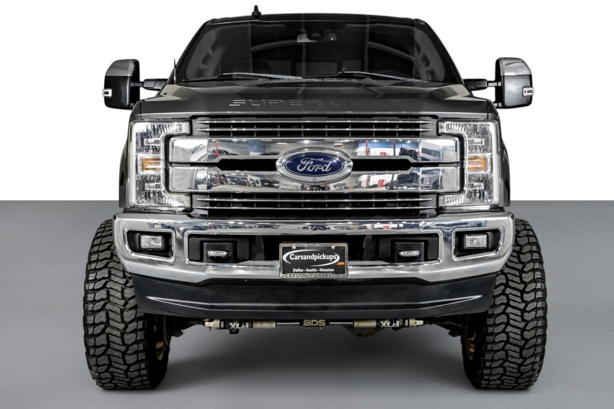 Used 2019 Ford F250 Lariat w/ Lariat Ultimate Package AWD/4WD image 3