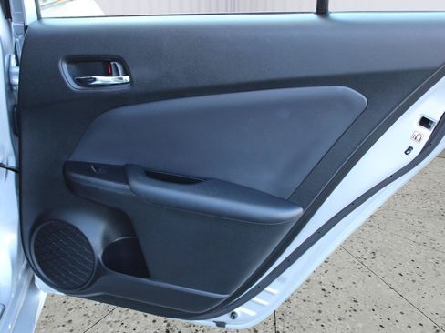Used 2020 Toyota Prius Prime XLE FWD image 40