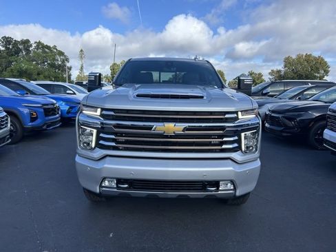 Certified 2023 Chevrolet Silverado 3500 High Country image 2
