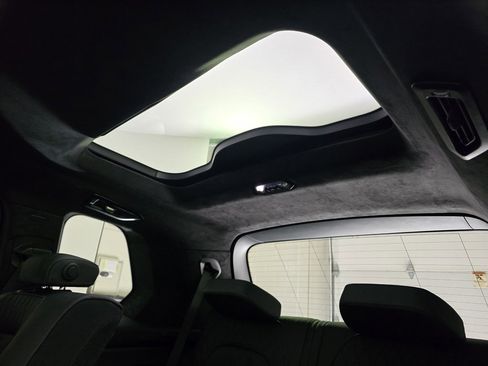 Certified 2024 BMW X7 M60i w/ Executive Package image 15