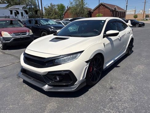Used 2018 Honda Civic Type R image 1