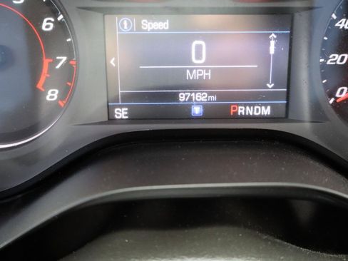 Used 2019 Chevrolet Camaro LT w/ Technology Package RWD image 23