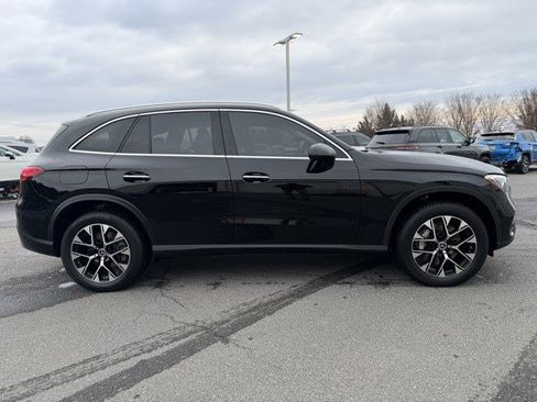 Used 2025 Mercedes-Benz GLC 350e 4MATIC image 8