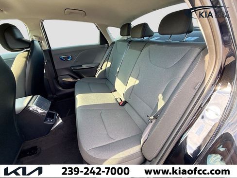 New 2025 Kia K4 LXS image 19