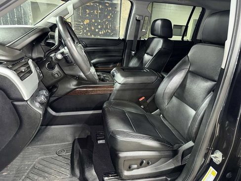 Used 2020 GMC Yukon XL SLT w/ Premium Edition image 15