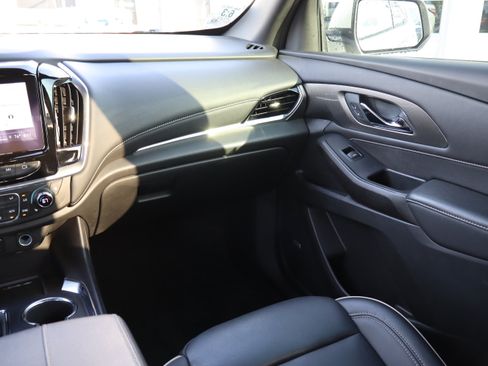 Used 2023 Chevrolet Traverse Premier w/ LPO, Floor Liner Package FWD image 14