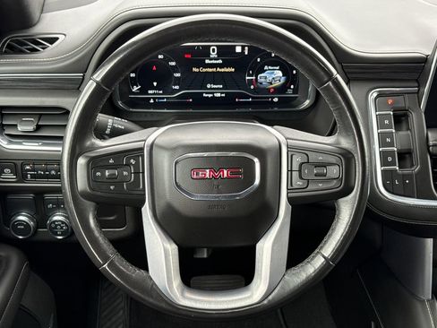 Used 2023 GMC Yukon SLT RWD image 14