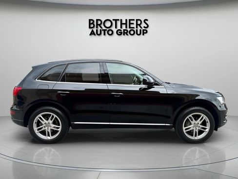 Used 2016 Audi Q5 2.0T Premium Plus w/ Technology Package AWD/4WD image 13