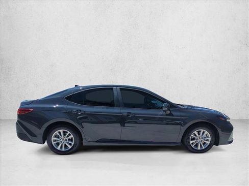 Used 2025 Toyota Camry LE FWD image 4