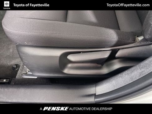 Used 2023 Toyota Corolla LE image 20