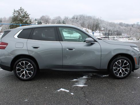 New 2026 BMW X3 xDrive30 w/ Premium Package image 9