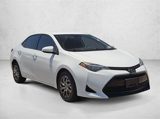 Used 2019 Toyota Corolla LE FWD video 3