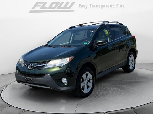 Used 2013 Toyota RAV4 XLE AWD/4WD image 4