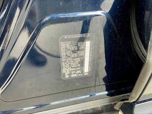 Used 2024 INFINITI QX50 Sensory image 32