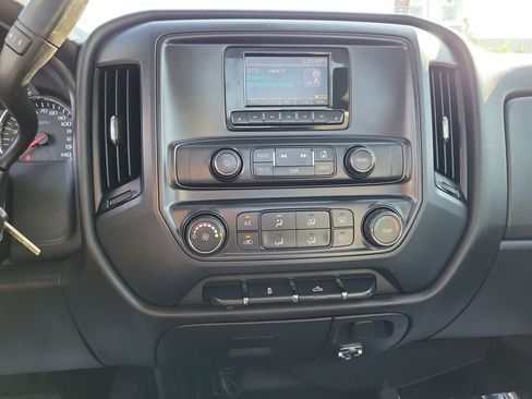 Used 2015 Chevrolet Silverado 1500 W/T image 10