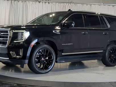 Used 2023 GMC Yukon SLT w/ SLT Premium Package