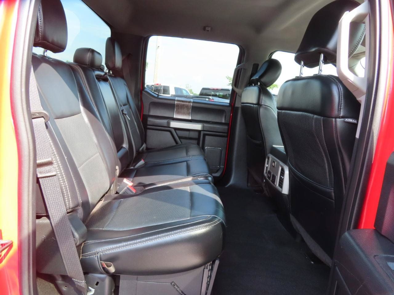 Used 2019 Ford F250 Lariat w/ Lariat Ultimate Package AWD/4WD image 42
