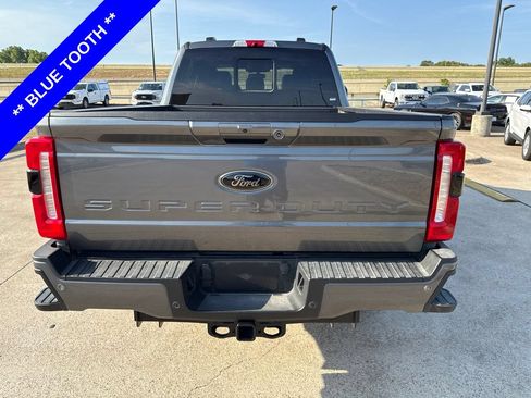 Used 2026 Ford F250 Lariat w/ Black Appearance Package AWD/4WD image 9