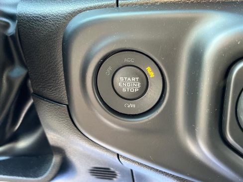 Used 2023 Jeep Wrangler Sport AWD/4WD image 11