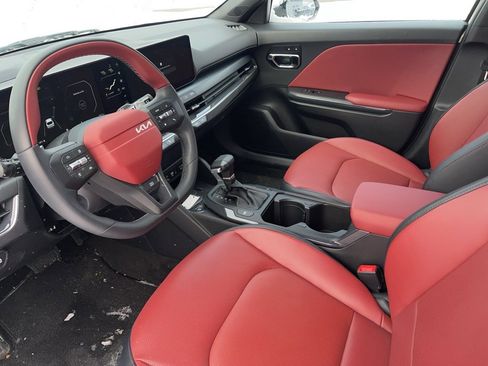 Used 2025 Kia K4 GT-Line w/ GT-Line Premium Package image 6