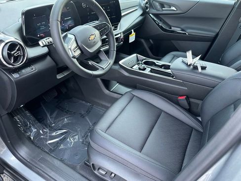 New 2026 Chevrolet Equinox LT w/ Convenience Package II image 10