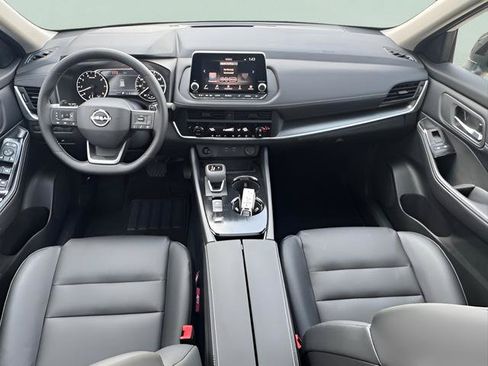 New 2026 Nissan Rogue SV FWD image 8
