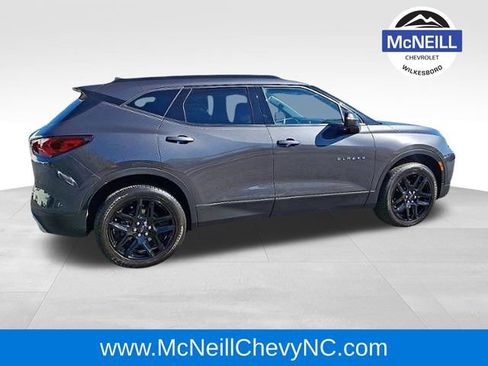 Used 2022 Chevrolet Blazer LT image 7