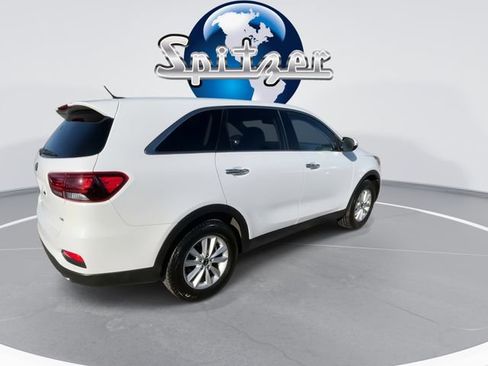 Used 2020 Kia Sorento LX image 9