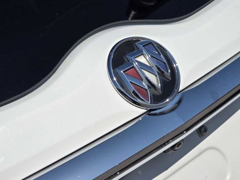 Certified 2020 Buick Enclave Essence FWD image 11