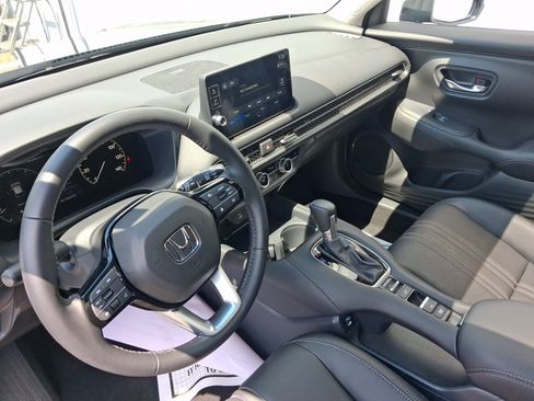 Used 2027 Honda HR-V EX-L image 4