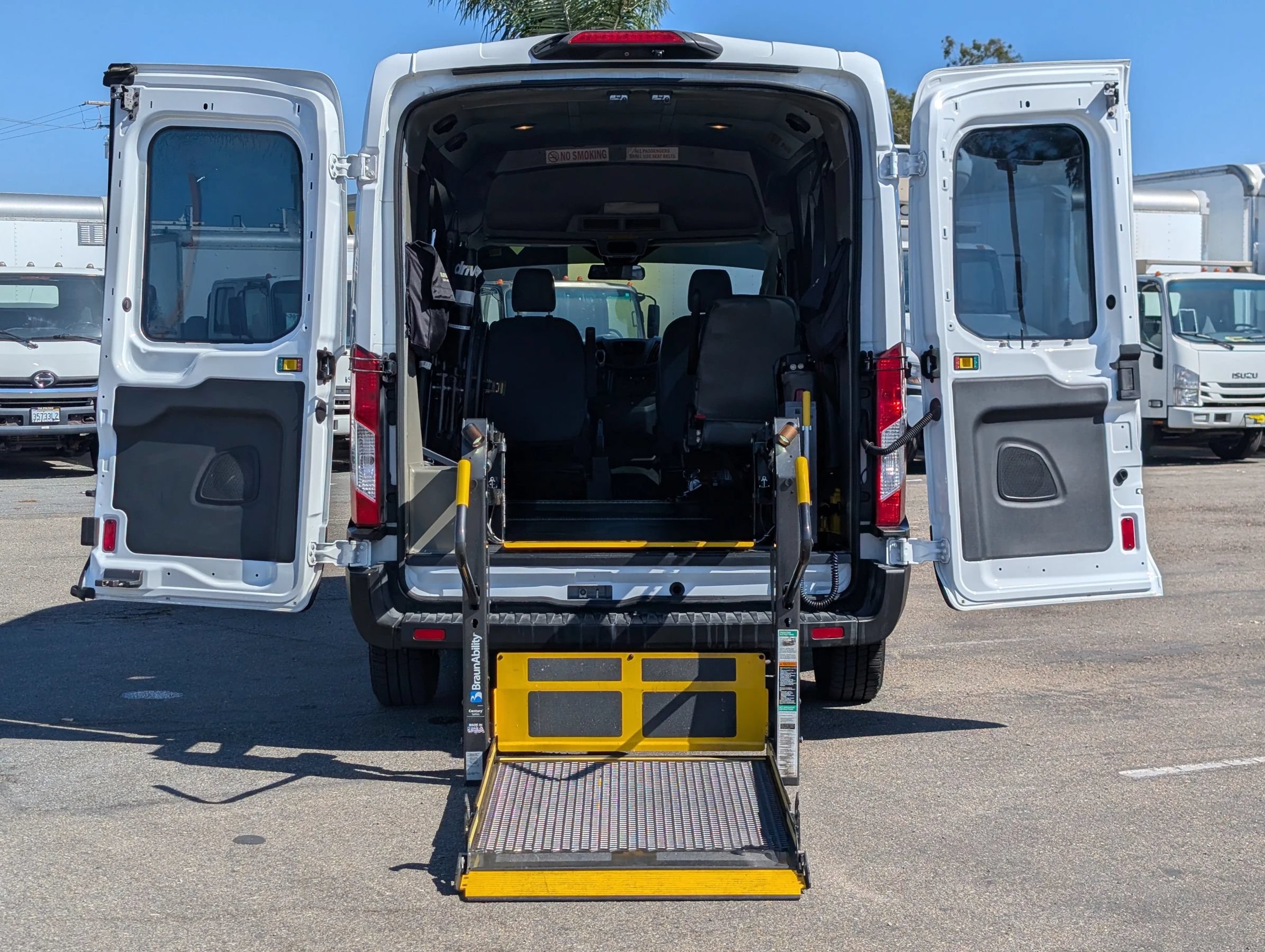Used 2019 Ford Transit 150 130 Medium Roof RWD image 10