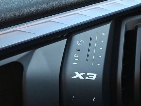 Certified 2025 BMW X3 xDrive30i w/ Convenience Package image 26