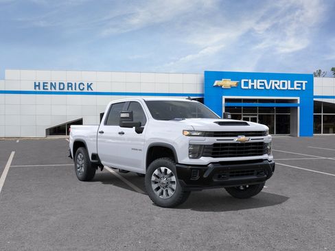 New 2026 Chevrolet Silverado 2500 Custom w/ Custom Value Package AWD/4WD image 2