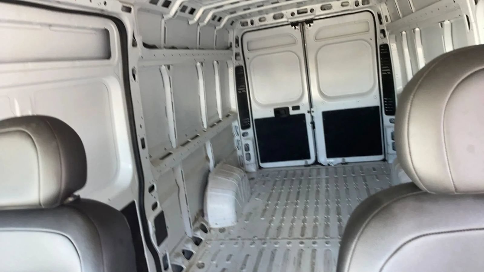 Used 2025 RAM ProMaster 3500 w/ Convenience Group FWD image 30