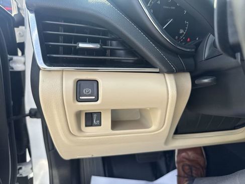 Used 2023 Cadillac CT5 Luxury w/ Sun And Sound Package AWD/4WD image 18