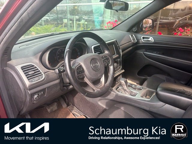 Used 2018 Jeep Grand Cherokee Laredo AWD/4WD image 5