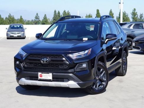Used 2024 Toyota RAV4 Adventure AWD/4WD image 4