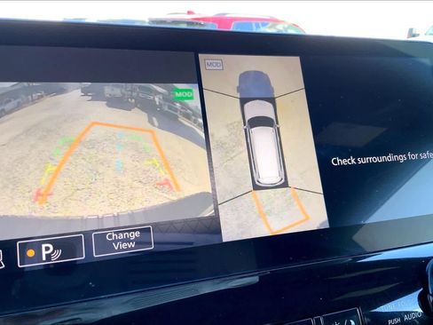 Used 2022 Nissan Armada SL w/ Midnight Edition Package image 25