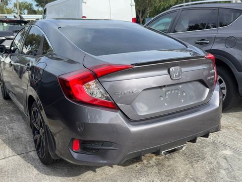 Used 2019 Honda Civic Sport image 4