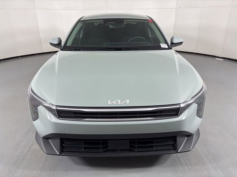 New 2026 Kia K4 FWD image 3