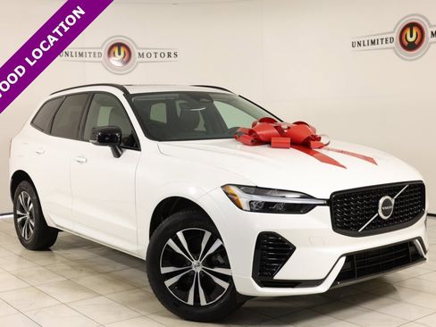 Used 2024 Volvo XC60 T8 Core image 1