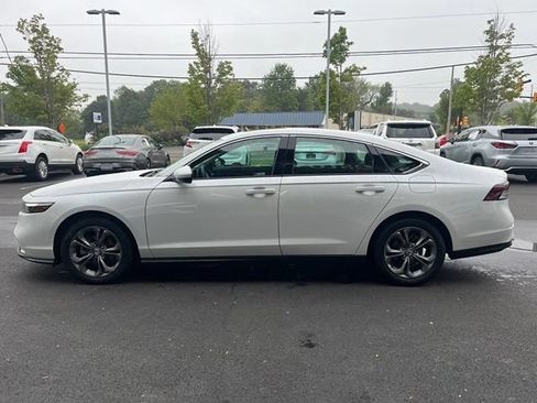 Used 2024 Honda Accord EX image 4